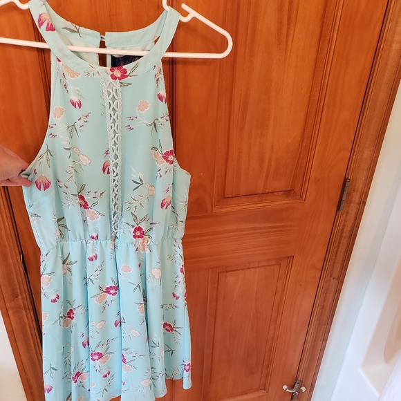 Blue Rain Dresses & Skirts - Blue Rain Light Blue Floral Midi Dress
